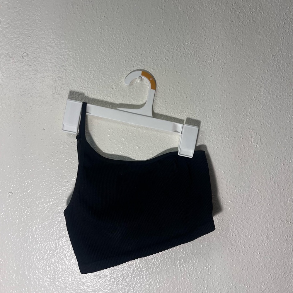 Black One-Shoulder Crop Top